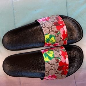 Gucci slides